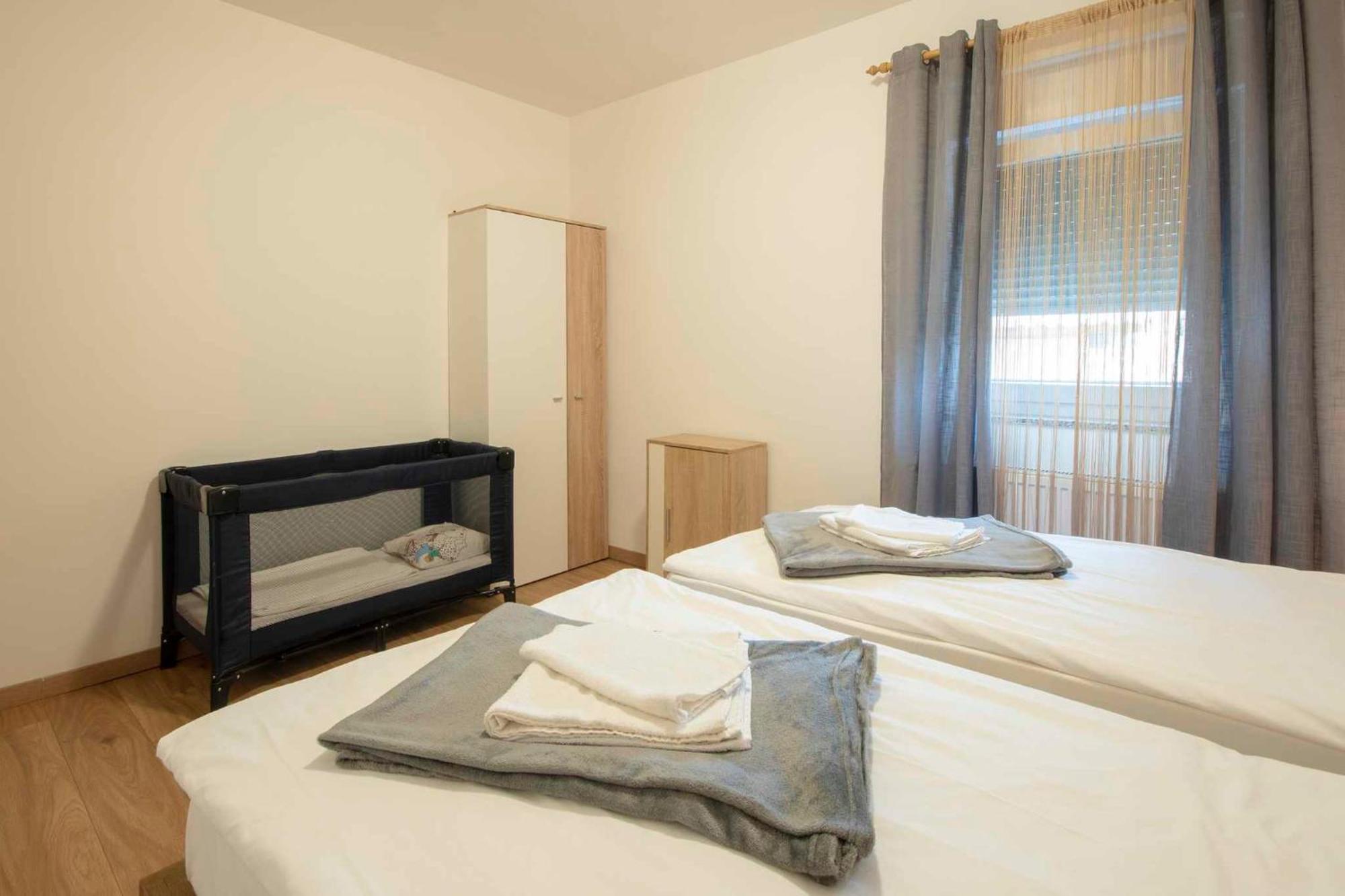Apartment Nina スルニュ エクステリア 写真